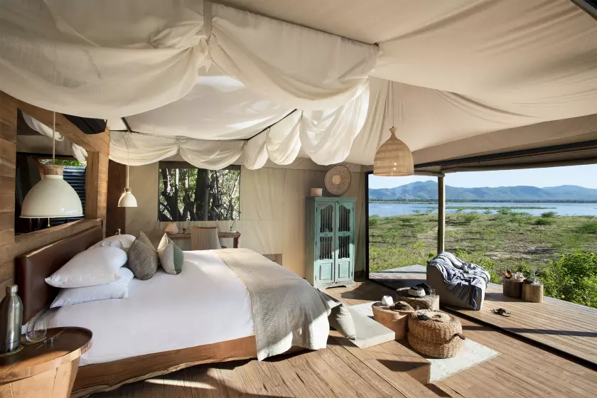 Luxury Safari Escapes: Unwinding in Tanzania's Finest Lodges